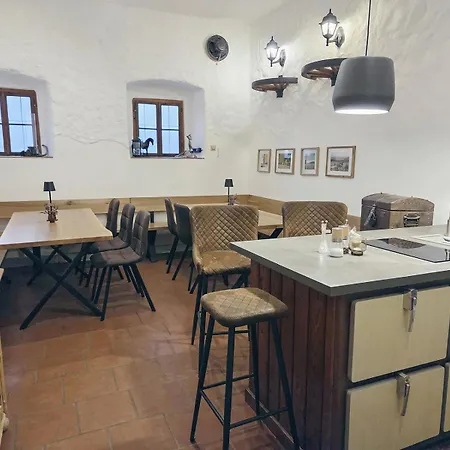 Fehringerhof Ferienapartment Anna Apartman